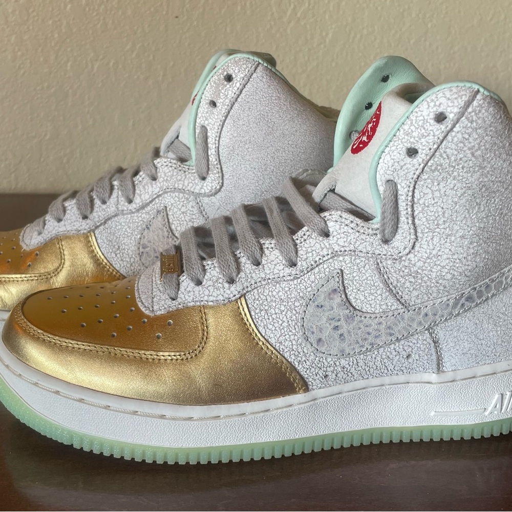 Nike Air Force 1 Year Of The Horse Women’s 8.5 
COA